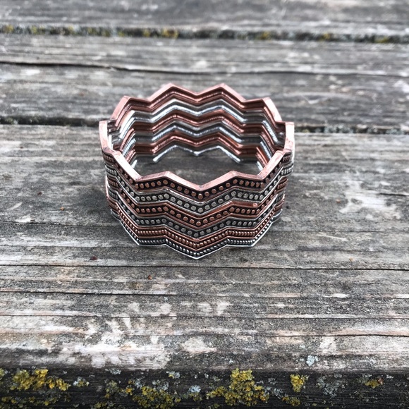 Wrangler Rocker 47 Jewelry - Picture 7 of 7